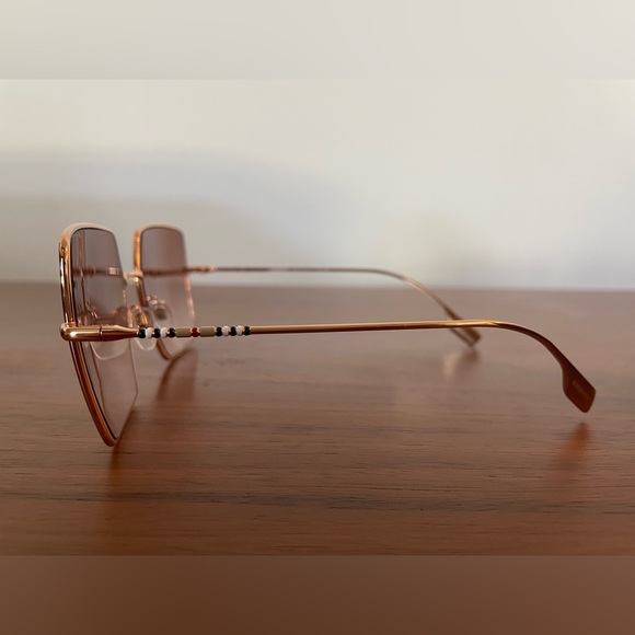 Burberry Daphne Pink Gradient Sunglasses - Picture 7 of 7